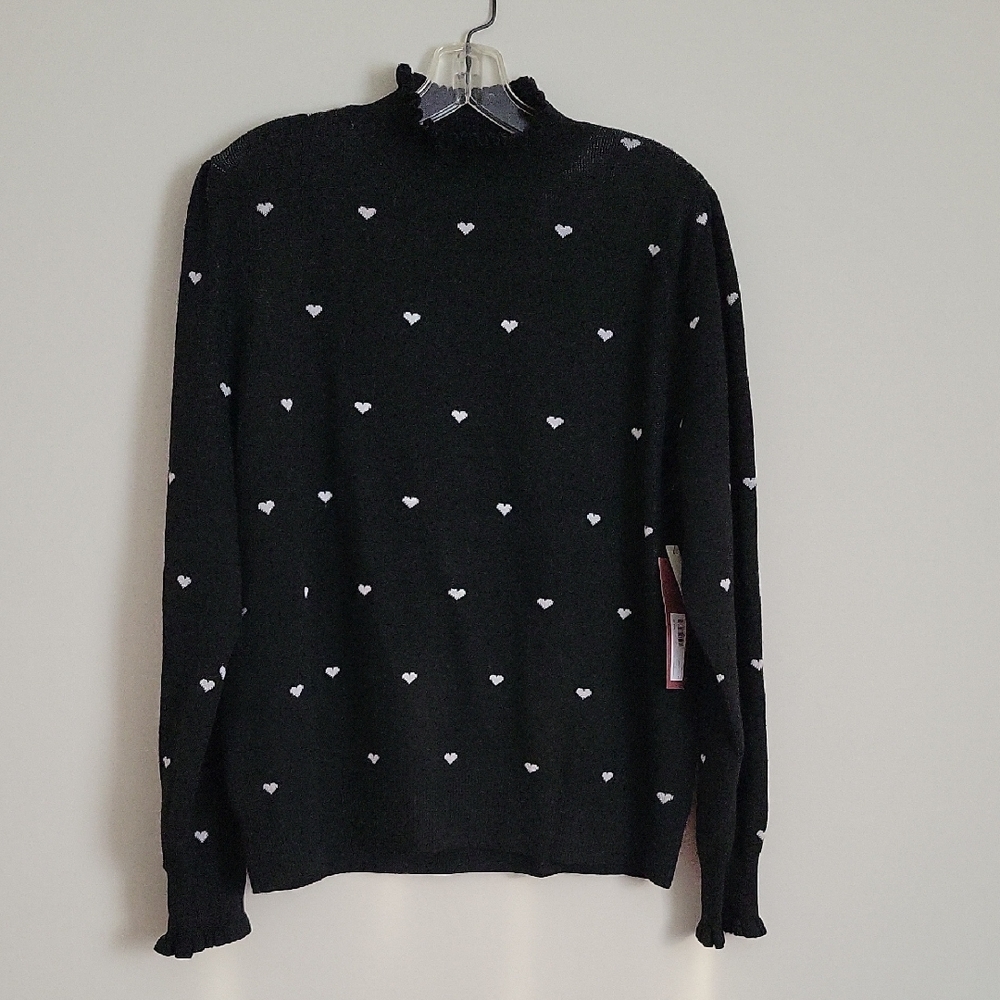 Love Scarlett Women's Black and White Heart Sweater- Size XL- New!
